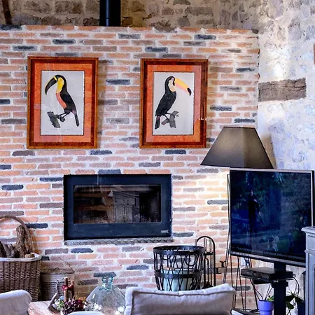 Semesterbostad Casa Guillarmou - Evasion Enchantee Avec Piscine Chauffee, & Clim - Vue Exceptionnelle Castelnau-de-Montmiral