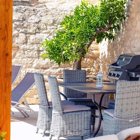 Semesterbostad Casa Guillarmou - Evasion Enchantee Avec Piscine Chauffee, & Clim - Vue Exceptionnelle