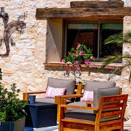 Casa Guillarmou - Evasion Enchantee Avec Piscine Chauffee, & Clim - Vue Exceptionnelle Semesterbostad